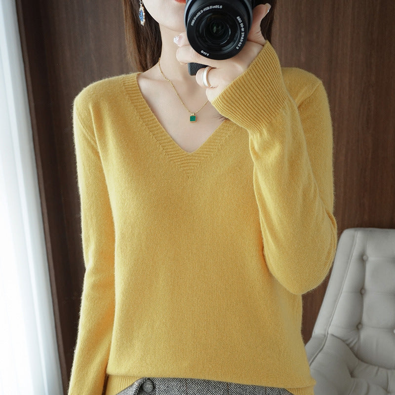 Women's Short Slim Fit Pullover Solid Color Sweater