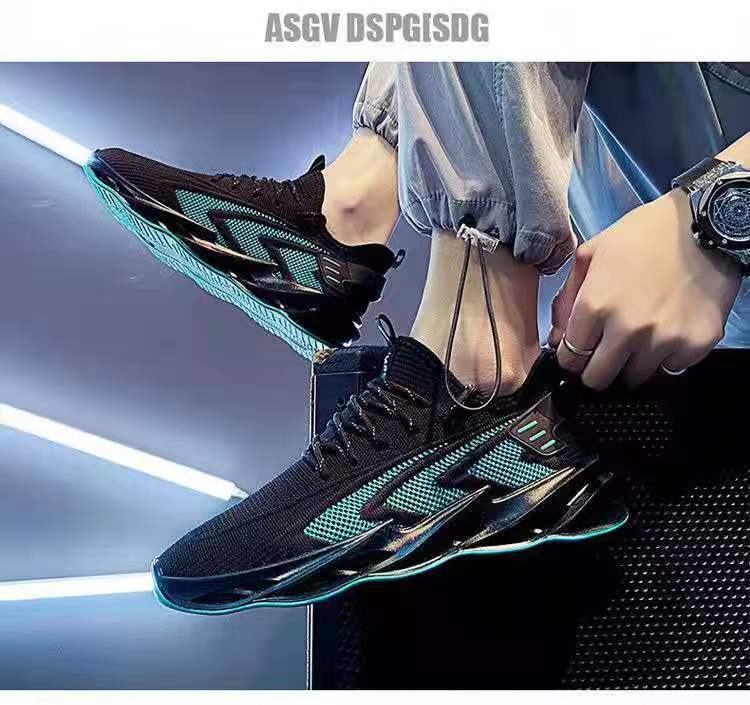 Men's Breathable Mesh Sports Flyknit Casual Shoes