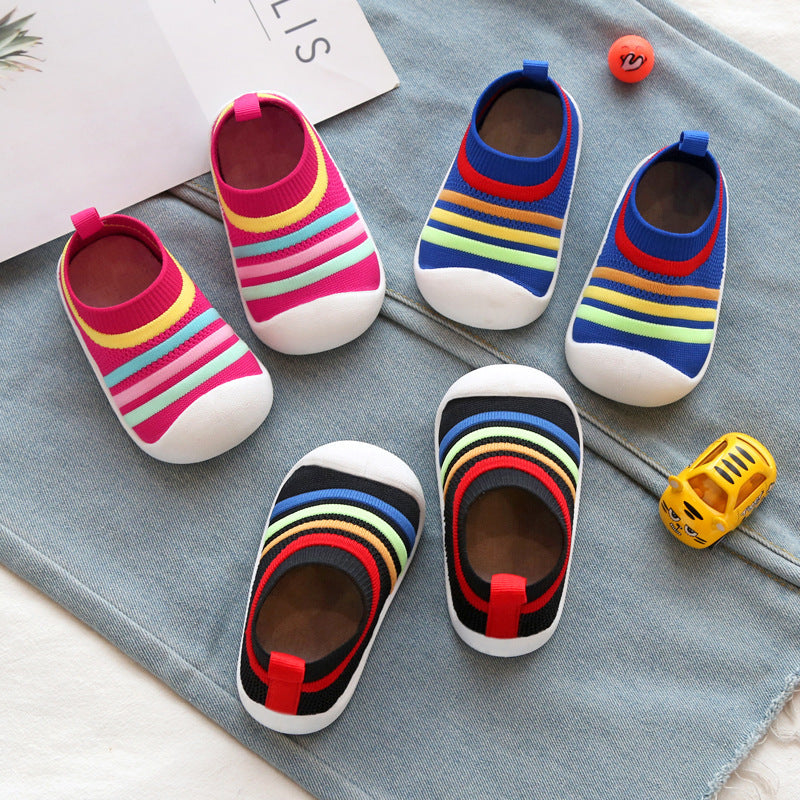 Children flying knit socks shoes