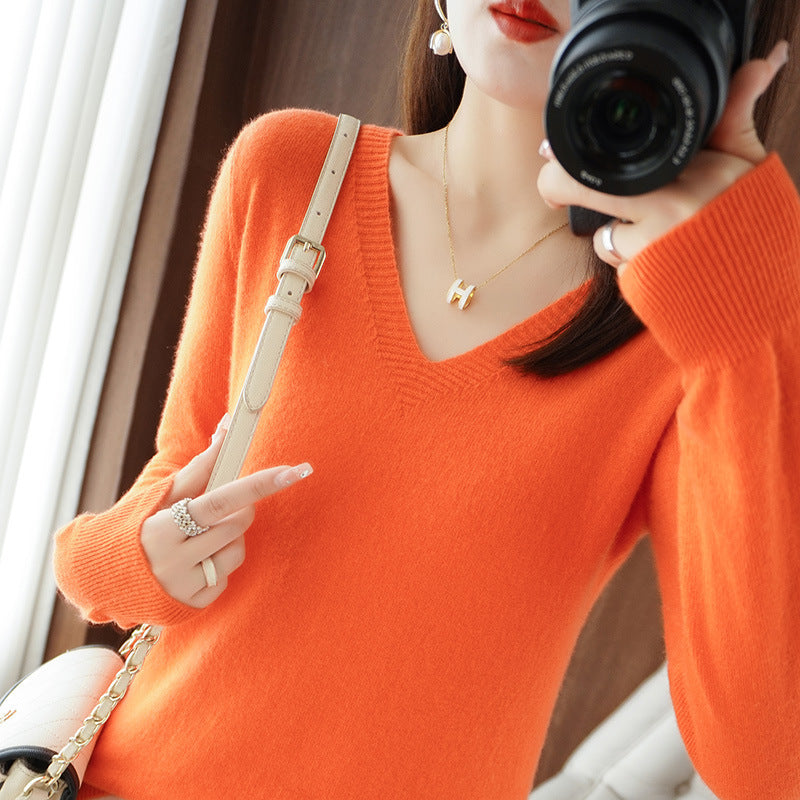 Women's Short Slim Fit Pullover Solid Color Sweater