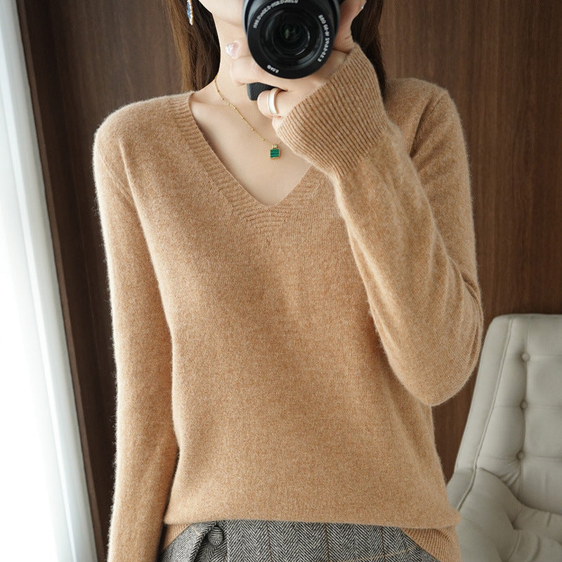 Women's Short Slim Fit Pullover Solid Color Sweater