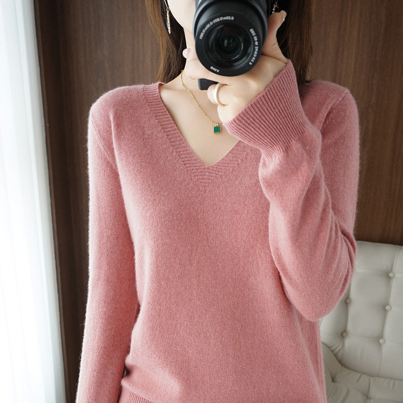 Women's Short Slim Fit Pullover Solid Color Sweater